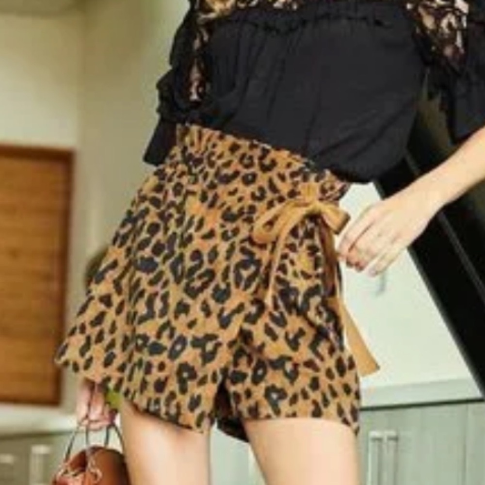 Entro High Waist Wrap Leopard Print Mini Skort Shorts Skirt Side Bow Sz S New